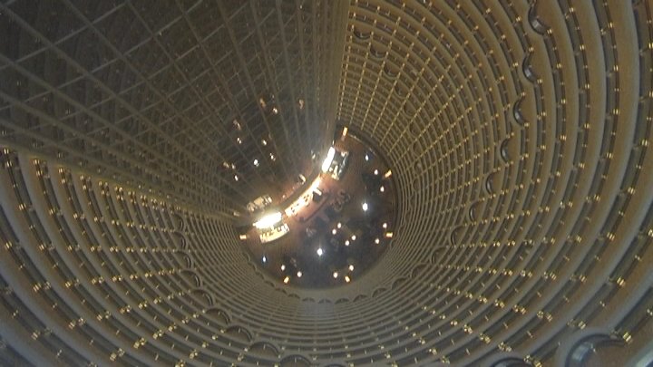 Grand Hyatt Hotel Atrium